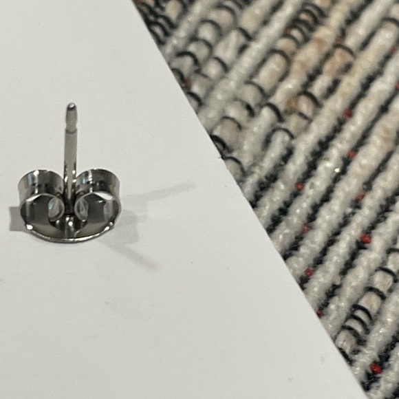 Mouse & Cheese Earrings - Picture 3 of 3